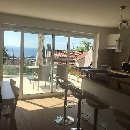 Apartments Irina Ičići Eksteriør bilde